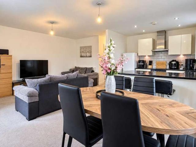 Flat for sale in Great Notley, Braintree