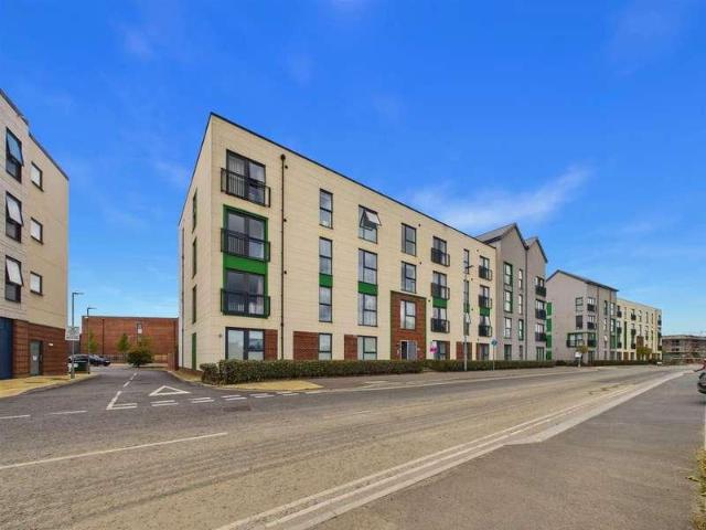 Flat for sale in Chippenham, Wiltshire
