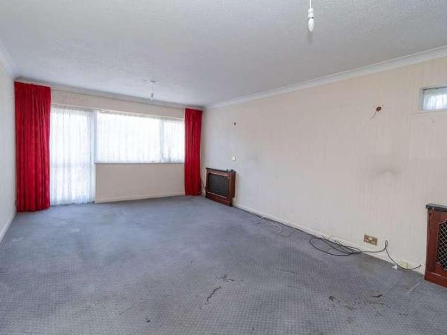 Flat for sale in Greater London