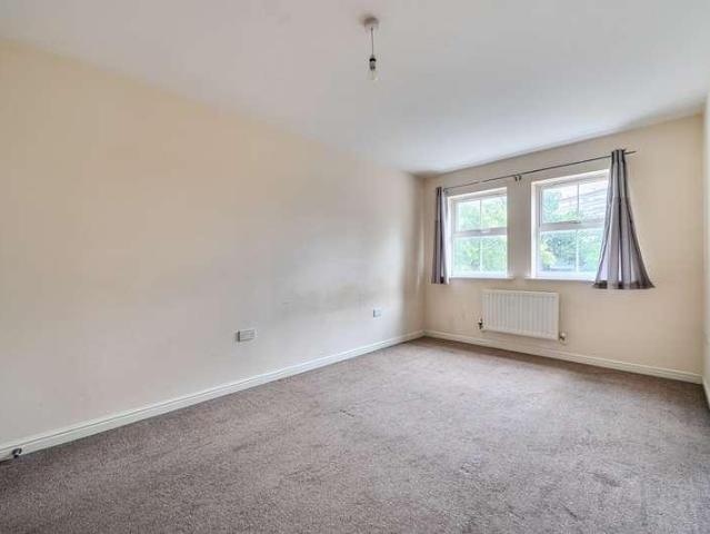 Flat for sale in Greater London