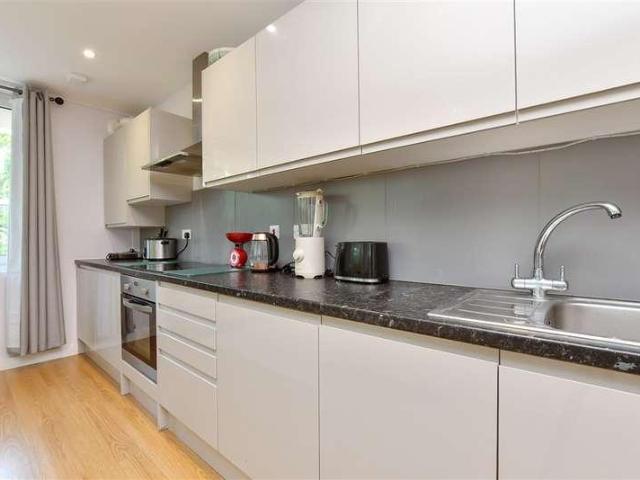 Flat for sale in Pachesham Park, Surrey