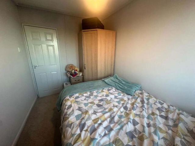 Flat for sale in Conisbrough, South Yorkshire