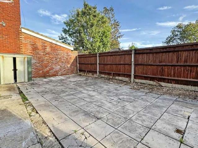 Flat for sale in Bevois Mount, Southampton