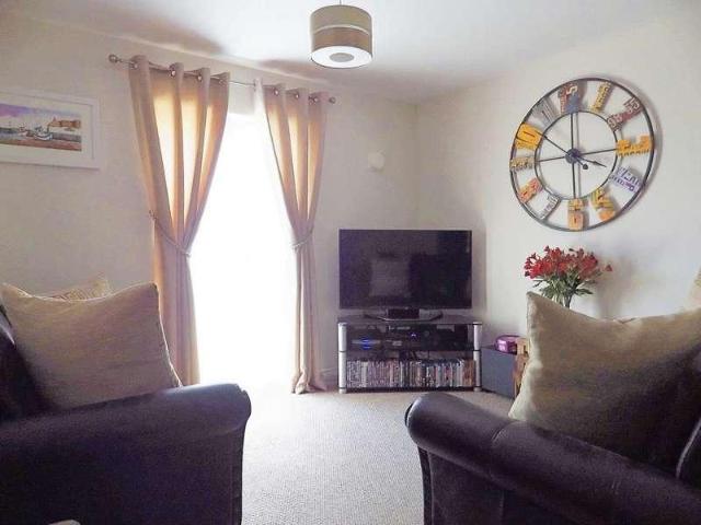 Flat for sale in Churchward, Rodbourne