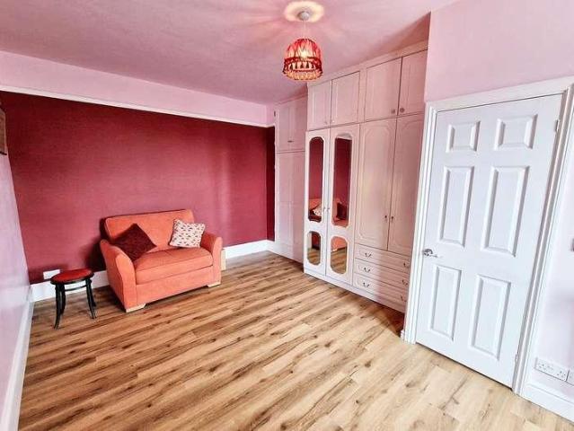Flat for sale in Bridport, East Dorset