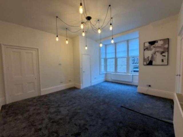 Flat for sale in Hull, City Of Kingston Upon Hull