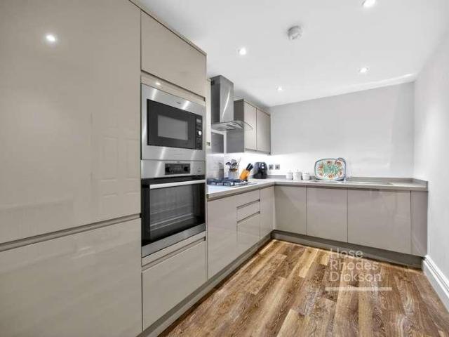 Flat for sale in Havenstreet, Isle Of Wight