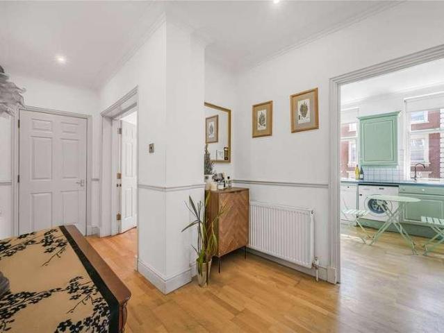 Flat for sale in East Marylebone, Mayfair