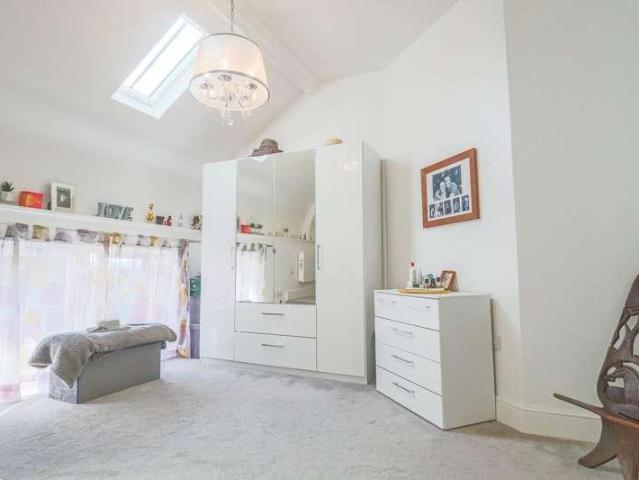 Flat for sale in Weston-super-mare, North Somerset