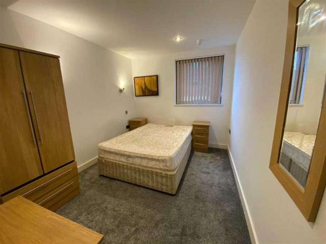 Flat for sale in Georgia, Greater Manchester