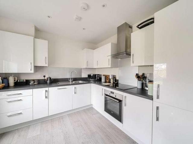 Flat for sale in Binfield