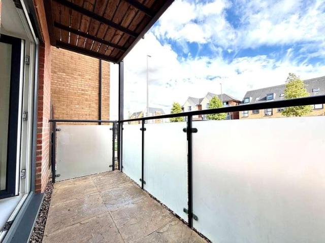 Flat for sale in Brooklands, Milton Keynes