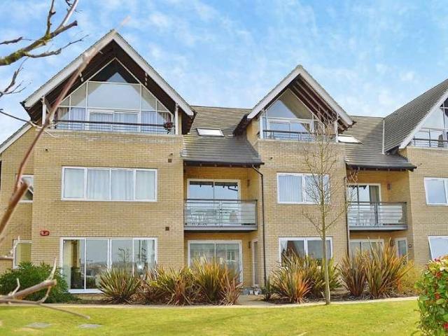 Flat for sale in Hitchin, North Hertfordshire