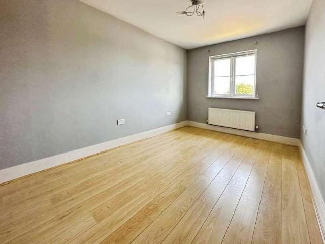 Flat for sale in Winnersh