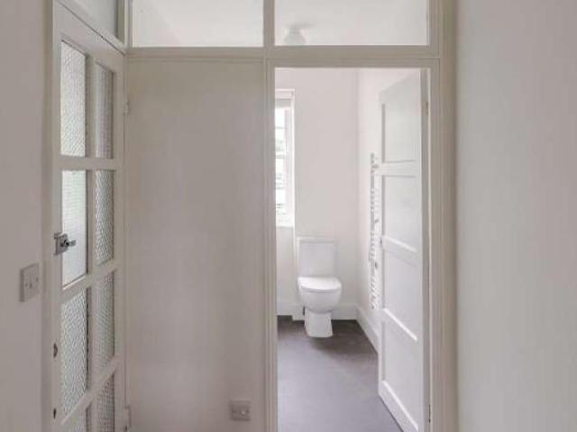 Flat for sale in Greater London
