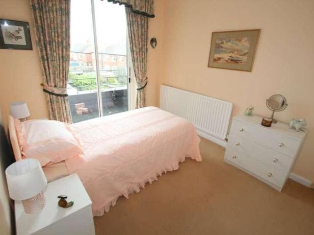 Flat for sale in Whitley Bay, North Tyneside