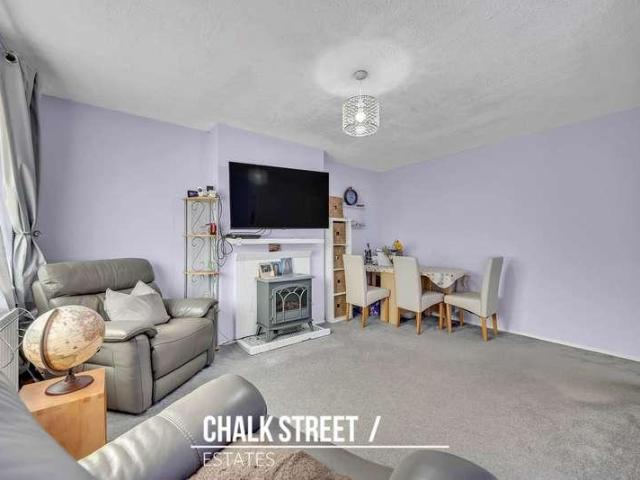 Flat for sale in Harold Hill, Greater London
