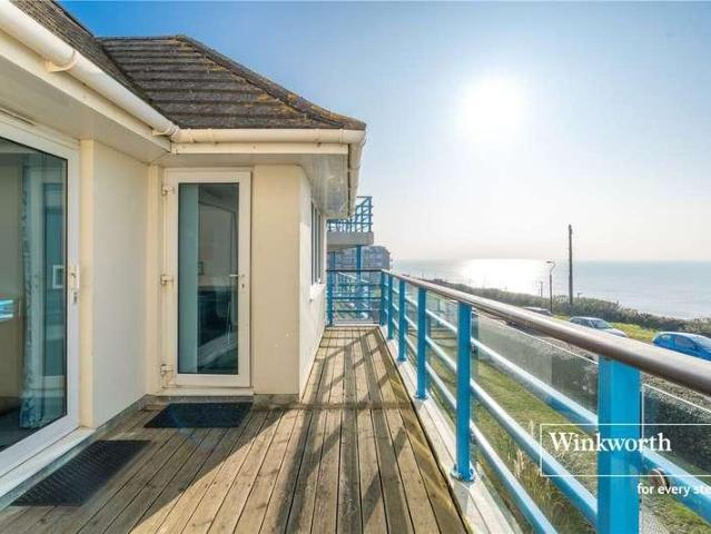 Flat for sale in Wick, Bournemouth