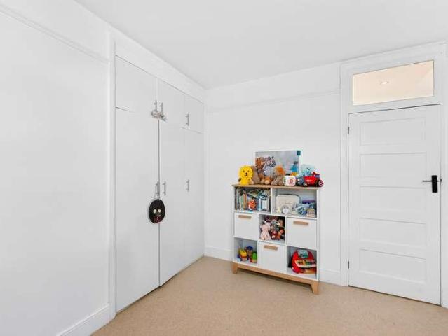 Flat for sale in Holloway, Lower Holloway
