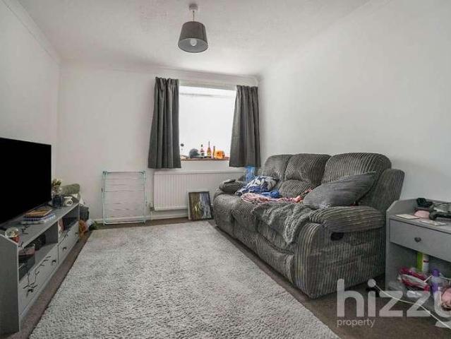 Flat for sale in Chelmondiston, Suffolk