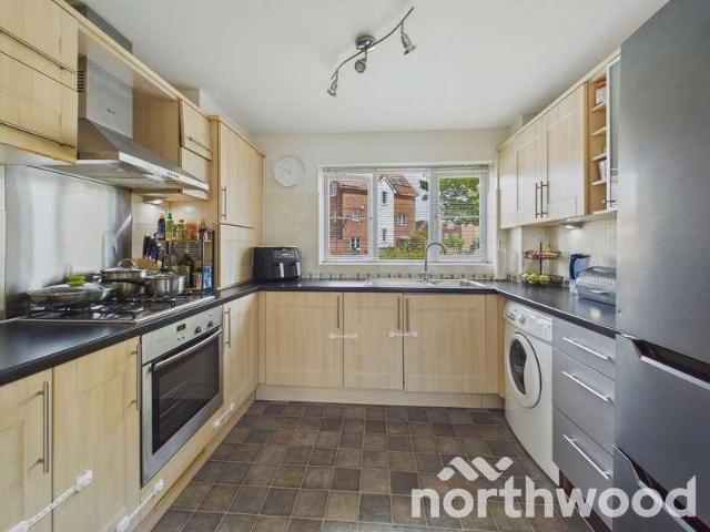 Flat for sale in Stubbs Cross, Bridgefield