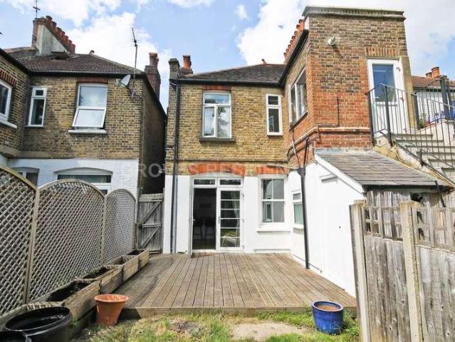 Flat for sale in London Borough of Merton, Greater London