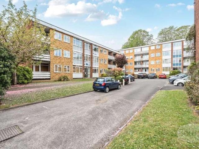 Flat for sale in Westfield, Woking
