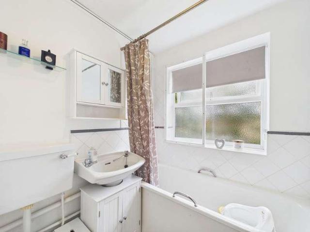 Flat for sale in King's Walden, Hertfordshire