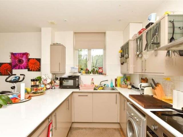 Flat for sale in Blackwell, Perryfields