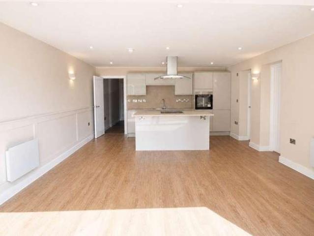 Flat for sale in Weston-super-mare, North Somerset