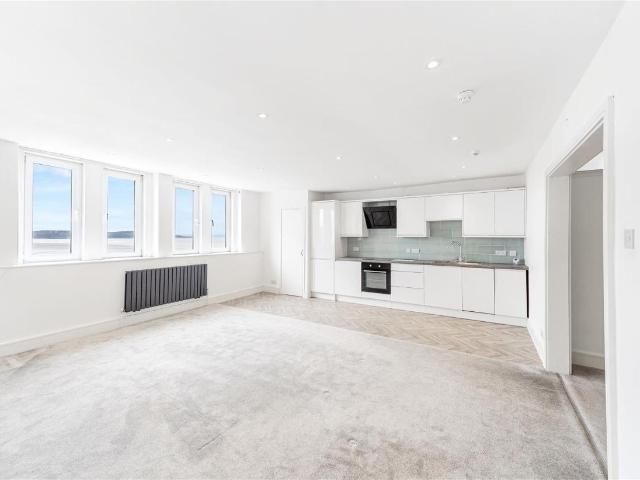 Flat for sale in Weston-super-mare, North Somerset