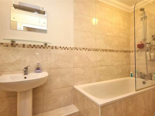Flat for sale in Horsell, Woking