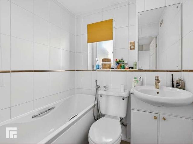 Flat for sale in Cardiff International Sports Village, Falcon Lodge