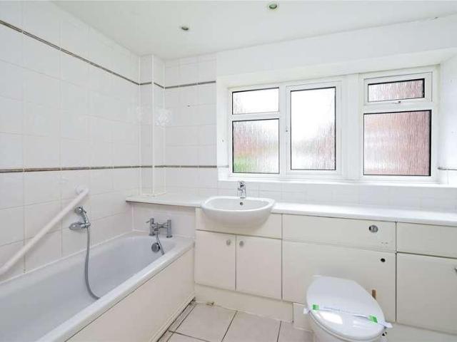 Flat for sale in Lower Halliford, Surrey