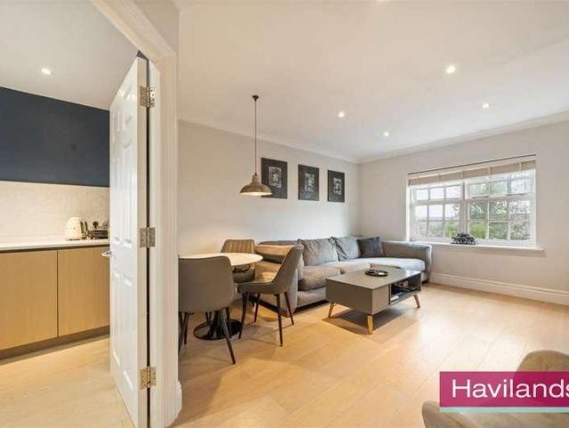 Flat for sale in Greater London
