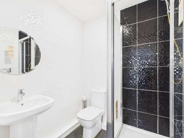Flat for sale in Chapelford, Warrington
