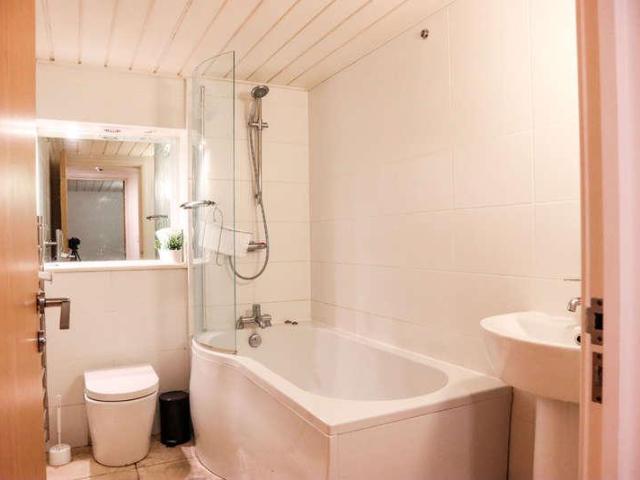 Flat for sale in St Matthew's, Old Wharf