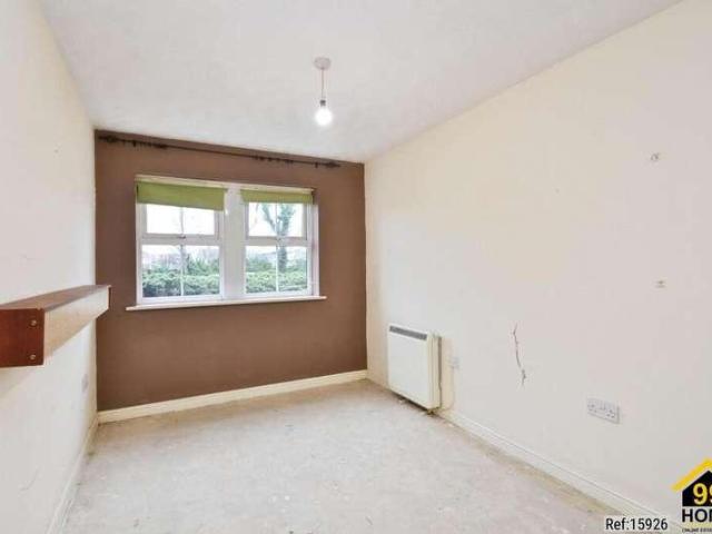 Flat for sale in Rossett, Harrogate
