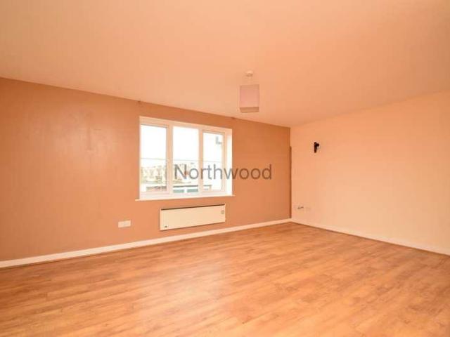 Flat for sale in Westbourne, Key Street