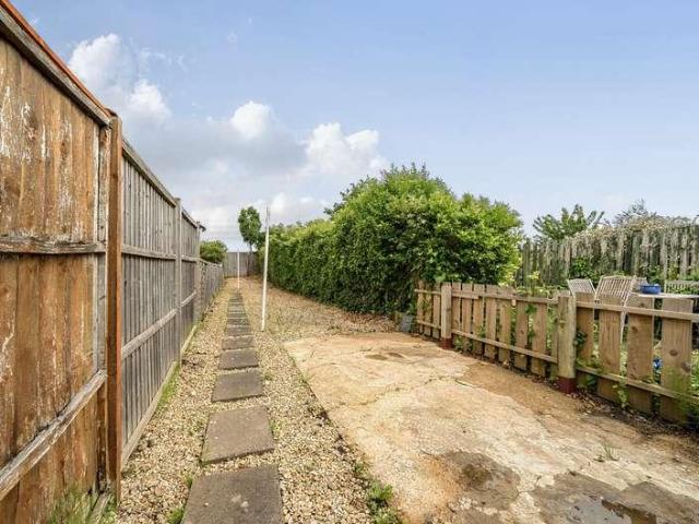 Flat for sale in Wymans Brook, Golden Valley
