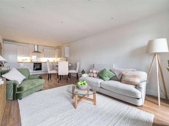 Flat for sale in Priors Park, Tewkesbury