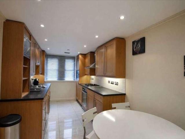 Flat for sale in Greater London