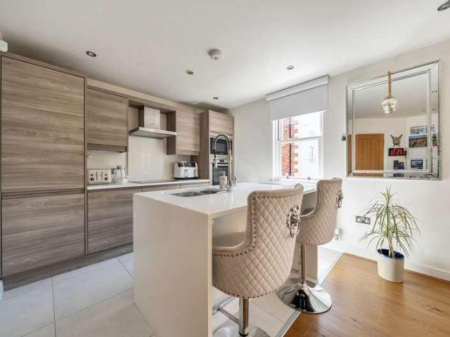 Flat for sale in Two Mills, Cheshire