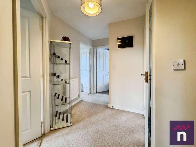 Flat for sale in Warminster, Wiltshire