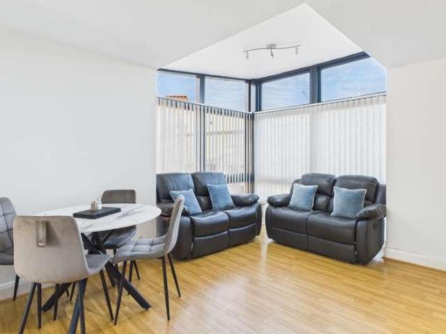 Flat for sale in Edgbaston, West Midlands