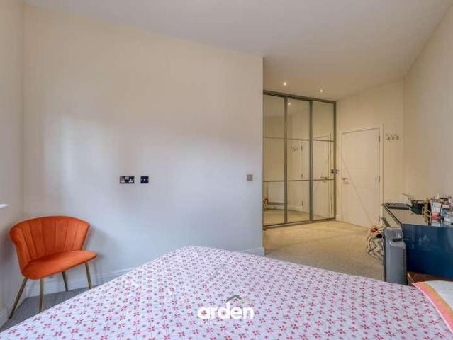 Flat for sale in Dickens Heath, West Midlands