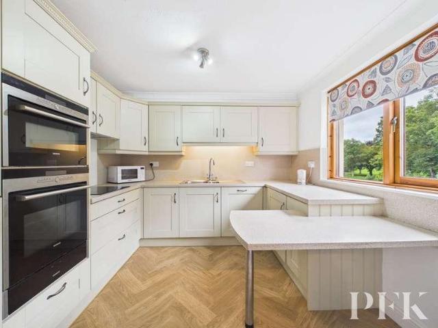 Flat for sale in Keswick