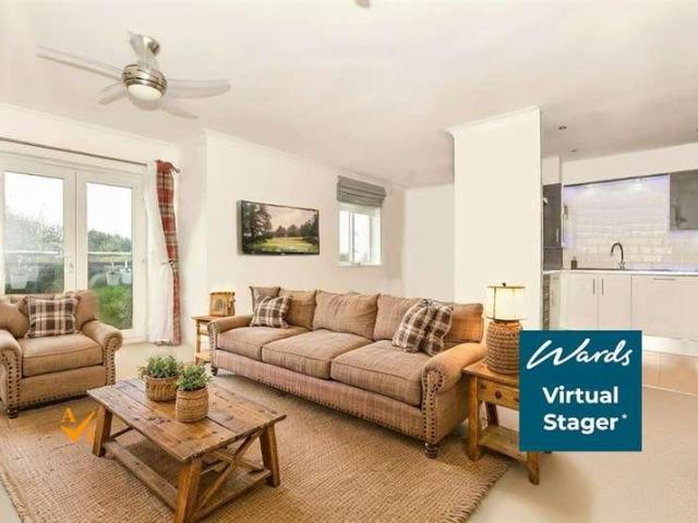 Flat for sale in Hythe, Folkestone