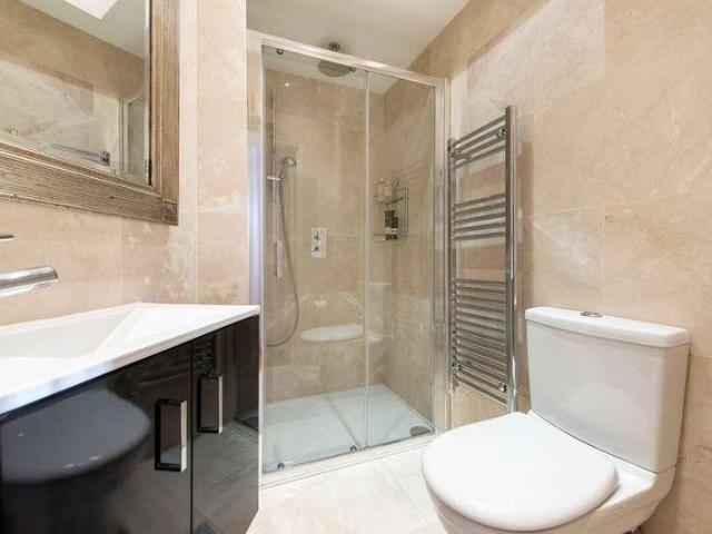 Flat for sale in South Hampstead, Greater London