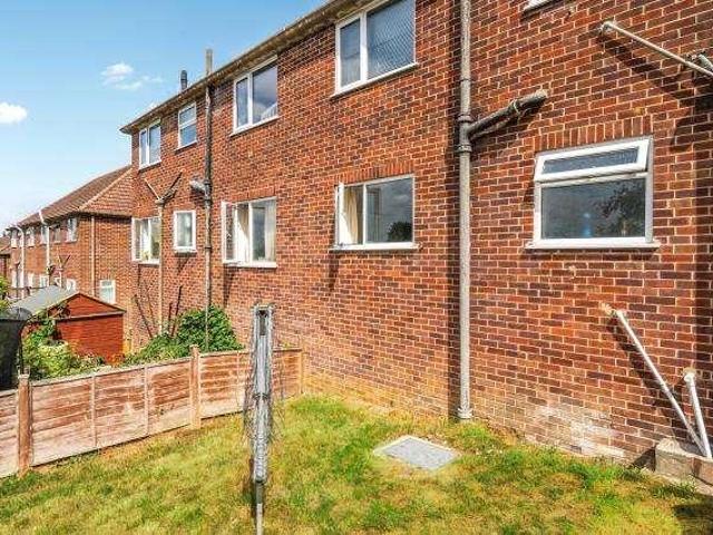 Flat for sale in Enborne, West Berkshire